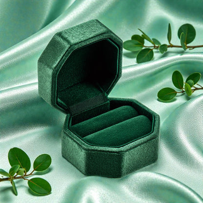 Drivonix Velvet Hexagon Ring Box - Emerald Green